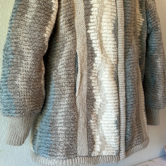 80s Vintage Aurora International by Abbmoor Heavy Knit jacket - Picture 6 of 16